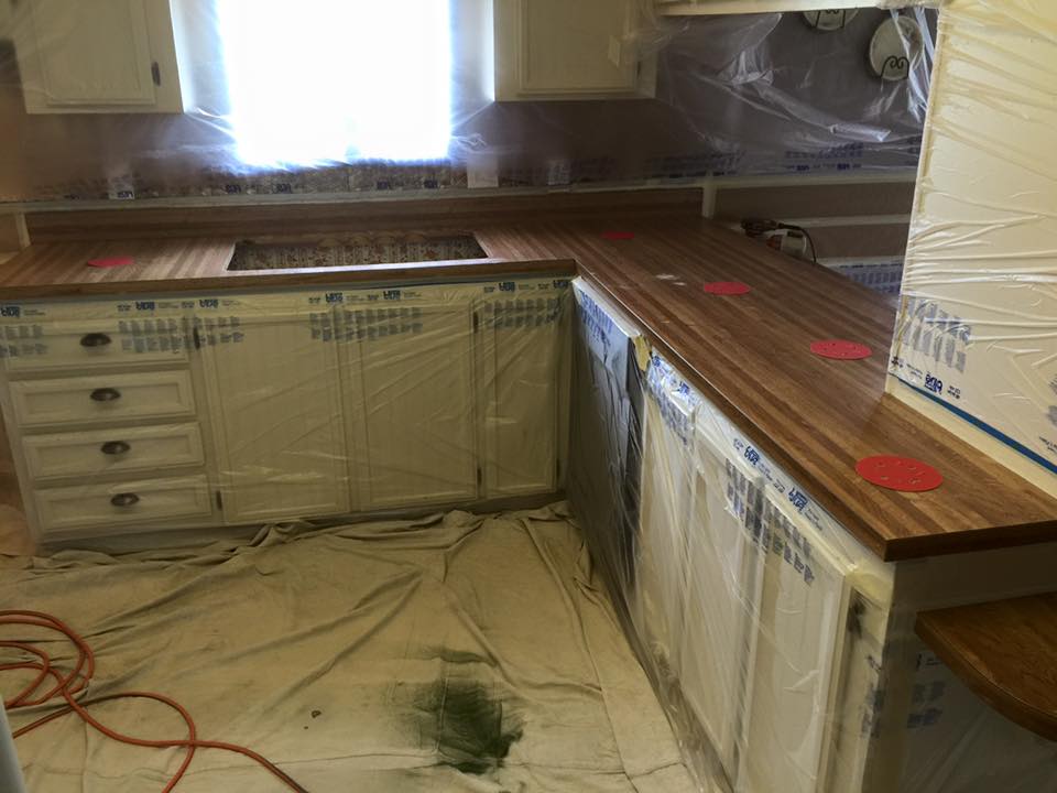 Faux Granite Countertop — before